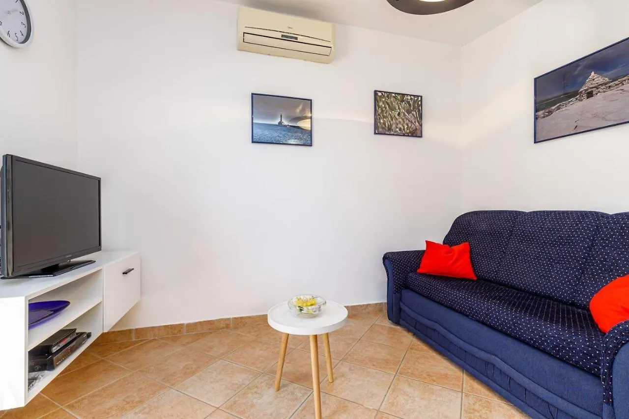 Holiday House Emma 0*, Pula Croatia